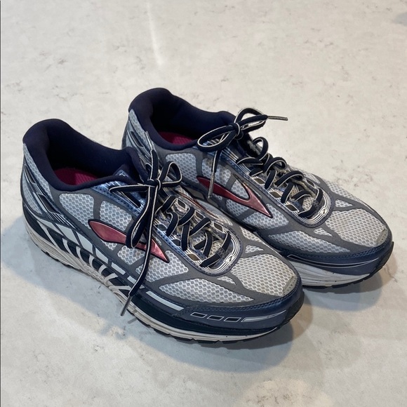 Brooks Dyad Womens Navy White Pink Mesh Lace Up Athletic Running Shoes Size 11 - Picture 1 of 7